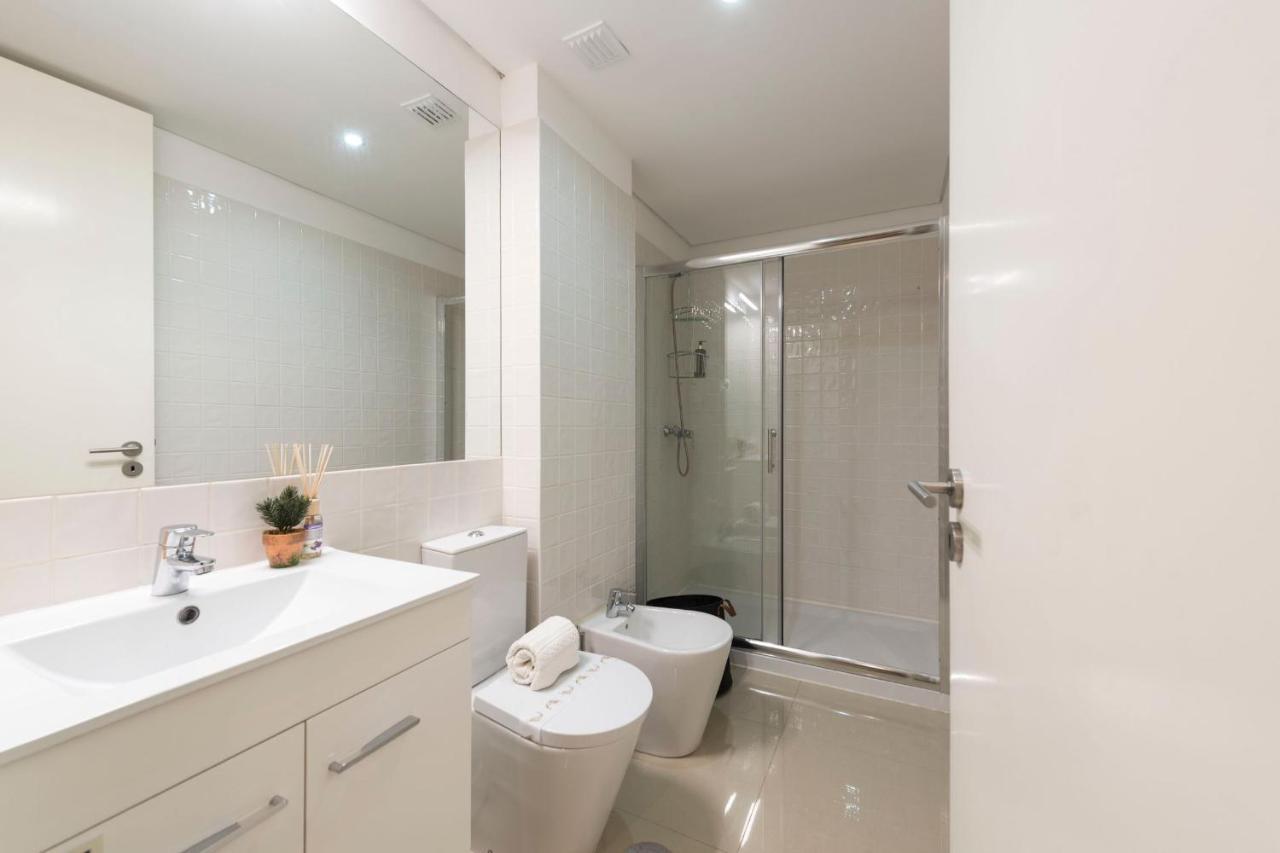 Lovelystay - Porto Peaceful Living W/ Backyard Dış mekan fotoğraf
